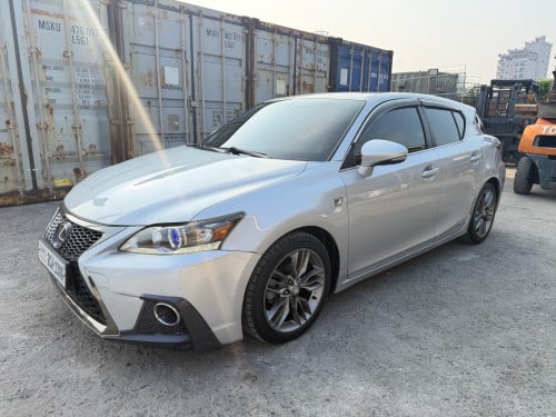 CT200H F-sport លក់