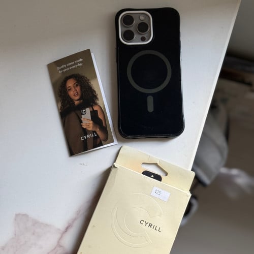 CYRILL by Spigen 15pm Ultrasheer Mag