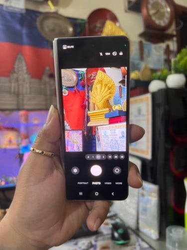 Fold 5 / ram12g / 512g / ក្រុមហ៊ុនសុីម 2 / សុំណុំហ្សុីនទាំងអស់ លក់តំលៃក្រោមទីផ្សារ 395$ ដាច់