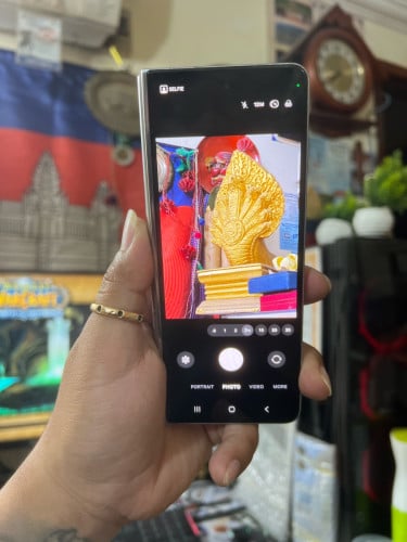 Fold 5 / ram12g / 512g / ក្រុមហ៊ុនសុីម 2 / សុំណុំហ្សុីនទាំងអស់ លក់តំលៃក្រោមទីផ្សារ 395$ ដាច់