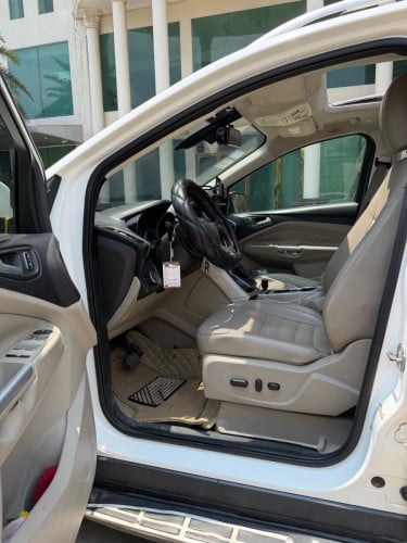 Ford បើកដំបូល Full option