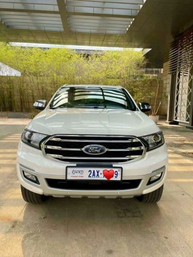 Ford Everest 2018 ខ្លាញ់គោ ឡានស្អាត តំលៃ33500ចចារ