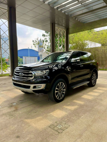Ford Everest 2018 ខ្លាញ់គោ ឡានស្អាត តំលៃ33500ចចារ