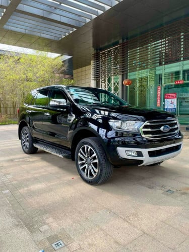 Ford Everest 2018 ខ្លាញ់គោ ឡានស្អាត តំលៃ33500ចចារ