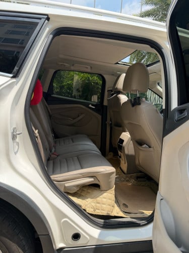 Ford បើកដំបូល Full option