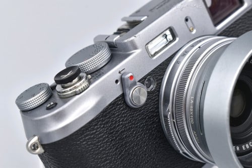 FUJIFILM X100s