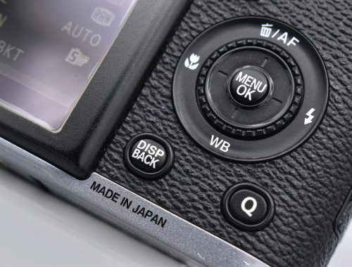 FUJIFILM X100s