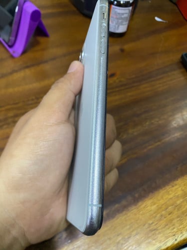 IP11PM 64g ZA/A 64g