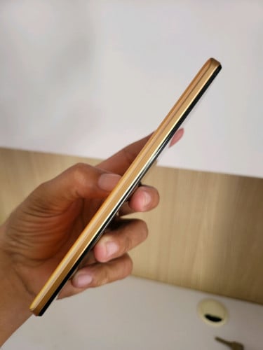 iQoo Z7 8g/256g_CH(វៃដូរបាន)👉$125