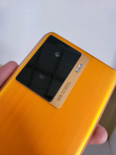 iQoo Z7 8g/256g_CH(វៃដូរបាន)👉$125