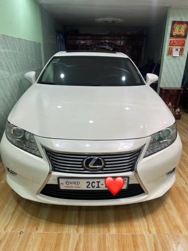 LEXUS ES300h  014ម្ចាស់ដើមថ្មីណាស់