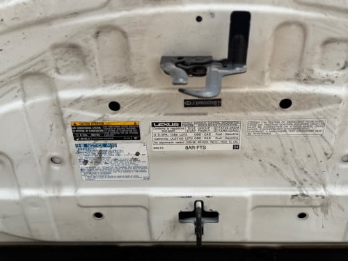 Lexus Nx200t 2016 F-Sport Button5 ក្នុងក្រហម គុជ៣ ឡានCA ទើបទំលាក់