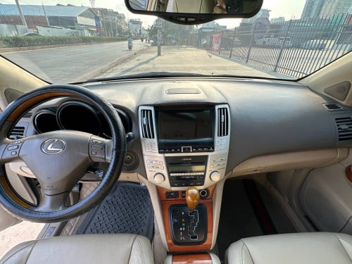 Lexus RX330 Pong 2 Full Option Very nice car