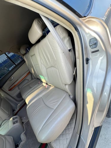 Lexus RX330 Pong 2 Full Option Very nice car