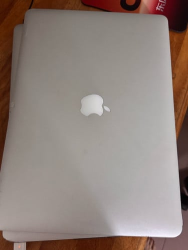 MacBook pro2015  16g256g 15inch