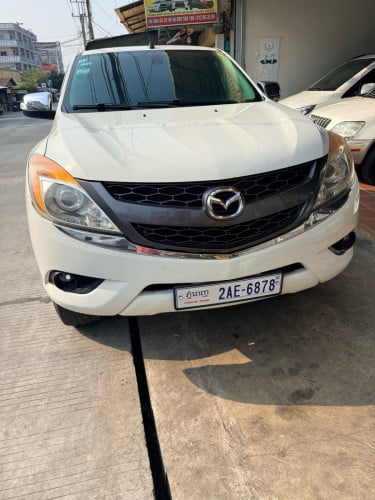Mazda 2014,3.2ម៉ាស៊ីនធំ:26800$