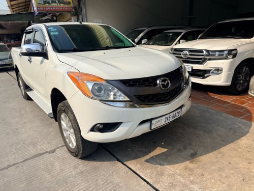 Mazda 2014,3.2ម៉ាស៊ីនធំ:26800$