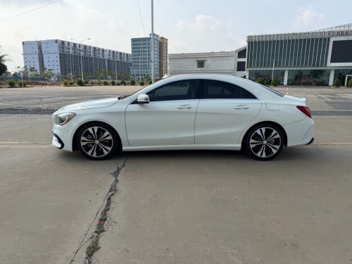 Mercedes