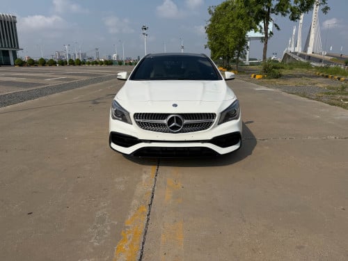 Mercedes