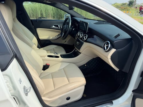 Mercedes