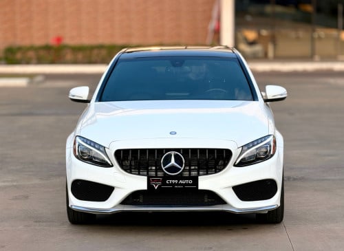MERCEDES BENZ C300 AMG Line 2015