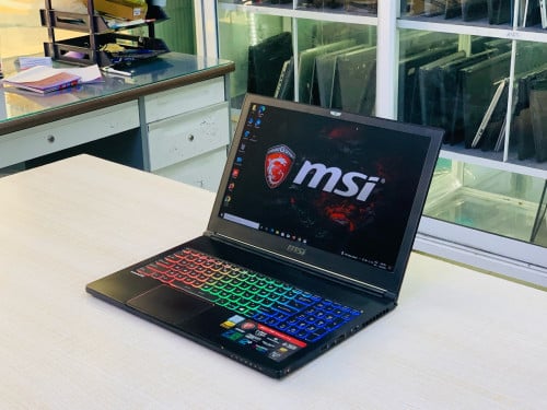 MSI GS63 7RE 17.3”FHD 1080