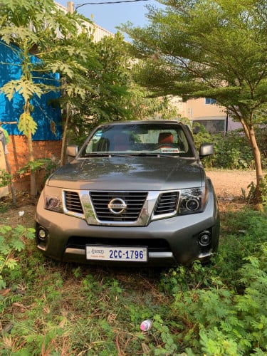 Nissan frontier 05 ឡានថ្មី ស្អាតលេងរួច តំលៃពិសេស