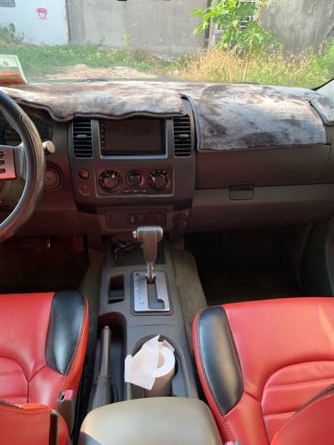 Nissan frontier 05 ឡានថ្មី ស្អាតលេងរួច តំលៃពិសេស