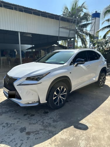 Nx 200T F-Sport 2016