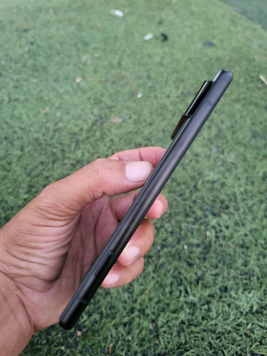 Pixel 6 8g/128G (វៃដូរបាន)👉$155