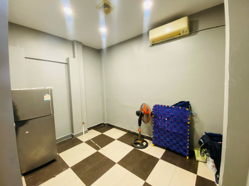 Shop 4.1m x 22m For Rent Near ABA Head Office Near BKK1