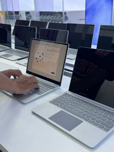 surface go 1 touch
