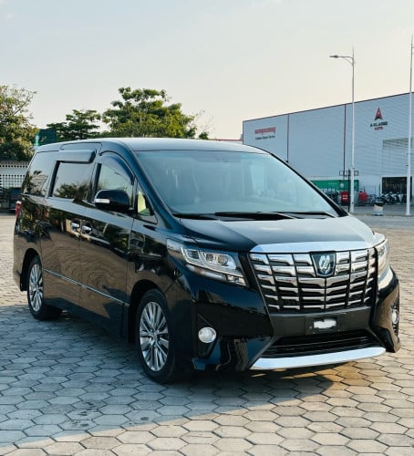 TOYOTA ALOHARD 2013 up2017 តម្លៃ20000$ជាងចរចារ