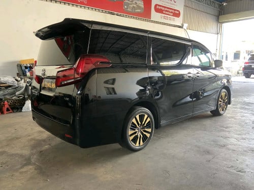 Toyota Alphard ( ស្ពិច Russia ) 2019