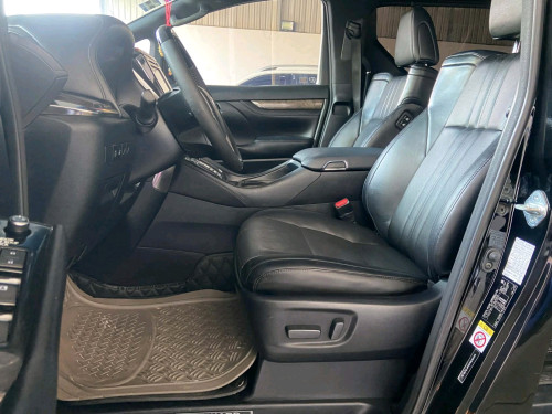 Toyota Alphard ( ស្ពិច Russia ) 2019