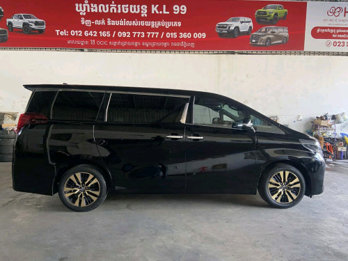 Toyota Alphard ( ស្ពិច Russia ) 2019
