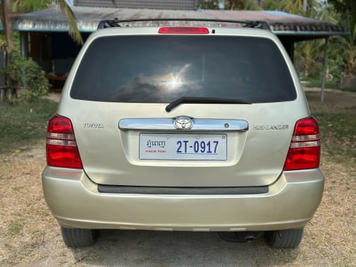 Toyota Highlander 2003 V4