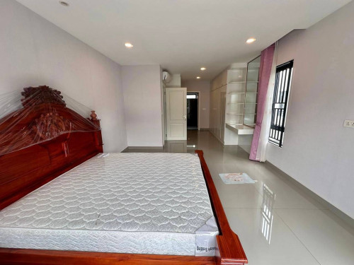 Villa for rent at Borey Chipmong 598