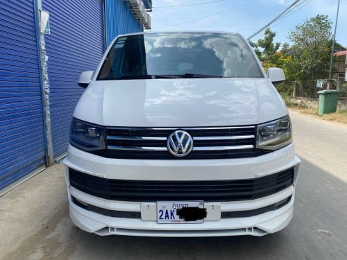 VW Caravelle 2016 ឡើងកៅអីVIPម៉ាសាហើយស្អាត