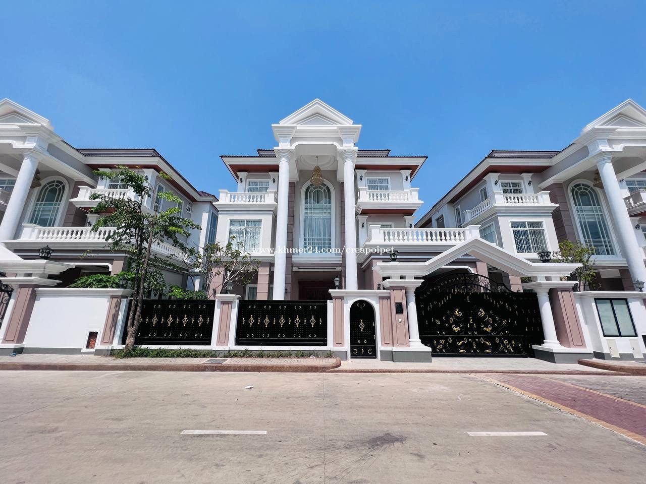 Villa Corner for RENT ! • Location: Borey PH AEon3 Mall