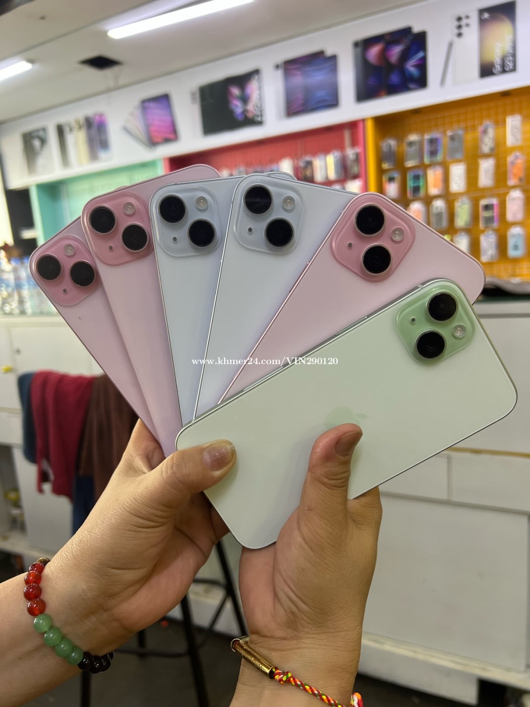 iPhone 15plus 128G LLA 399$-449$