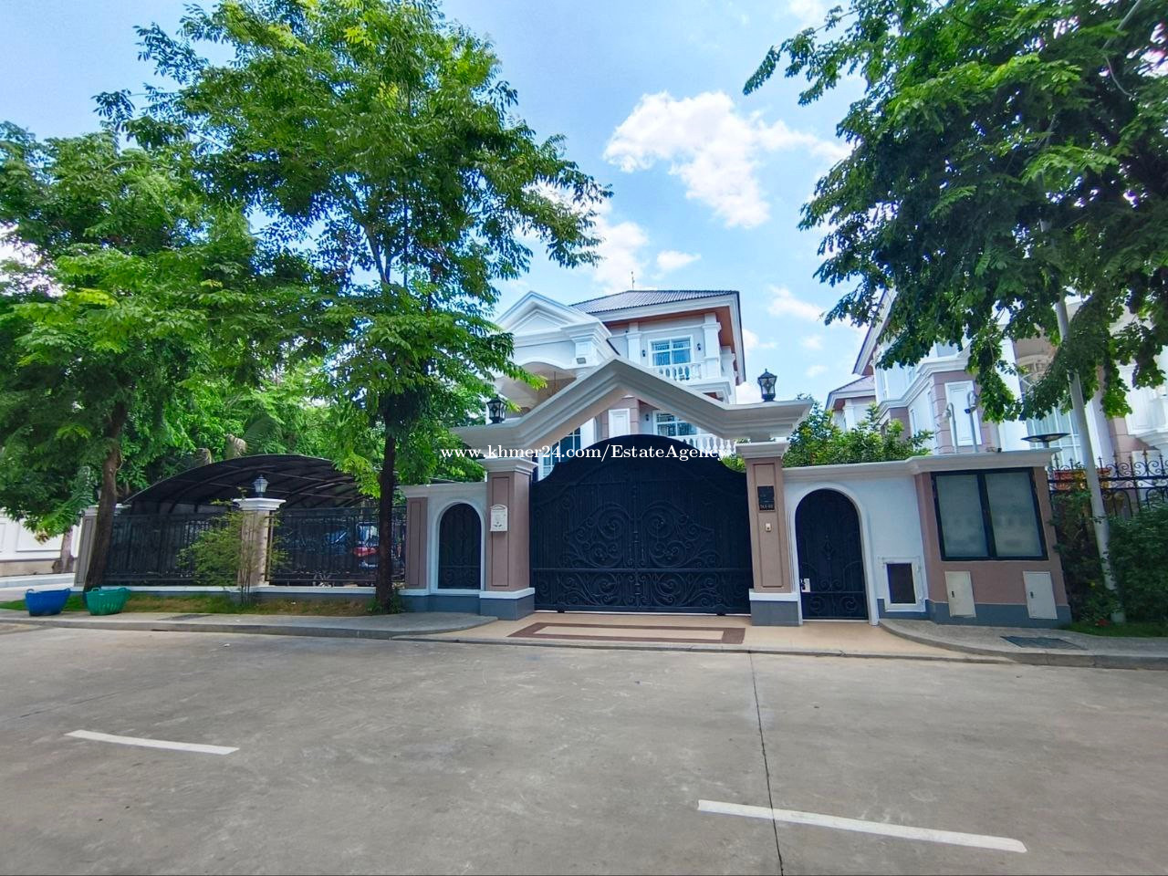 Prince Villa Rent / 独栋别墅出租/ 病发成