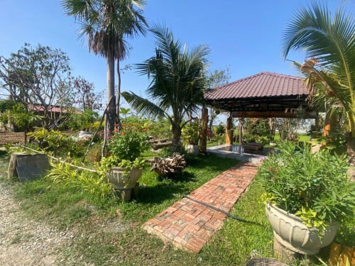 ដីលក់ព្រែកស្លែង កណ្តាលស្ទឹង​ ខេត្តកណ្តាល