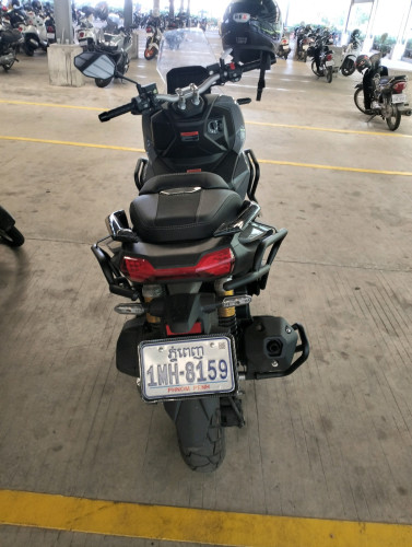 លក់ម៉ូតូ