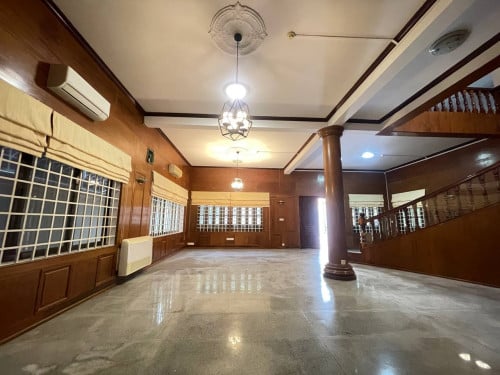 វីឡាអាងទឹកសម្រាប់ជួល នៅបឹងកេងកង១