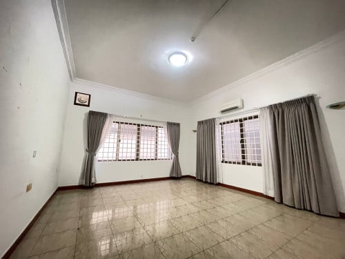 វីឡាអាងទឹកសម្រាប់ជួល នៅបឹងកេងកង១