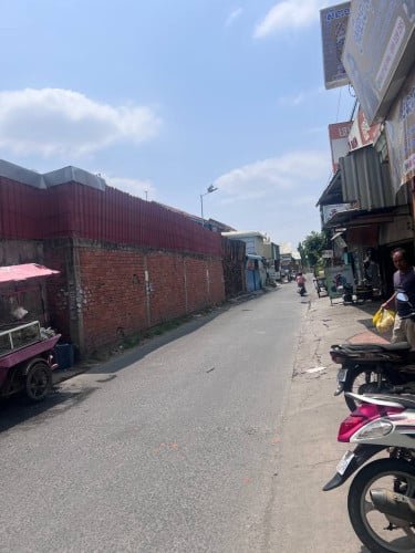 ដី ផ្ទះមាន បន្ទប់ជួល សម្រាប់លក់បន្ទាន់