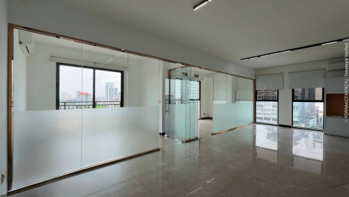 ការិយា​ល័យ​​ជួលនៅបឹងកេងកង​1 I Office Space for lease at BKK1
