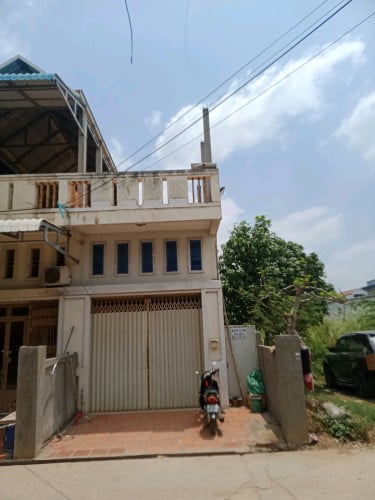 ផ្ទះកែងលក់ 55000$