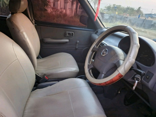 ឡានលក់ឆ្នាំ 93 ពណ៌ប្រផេះ